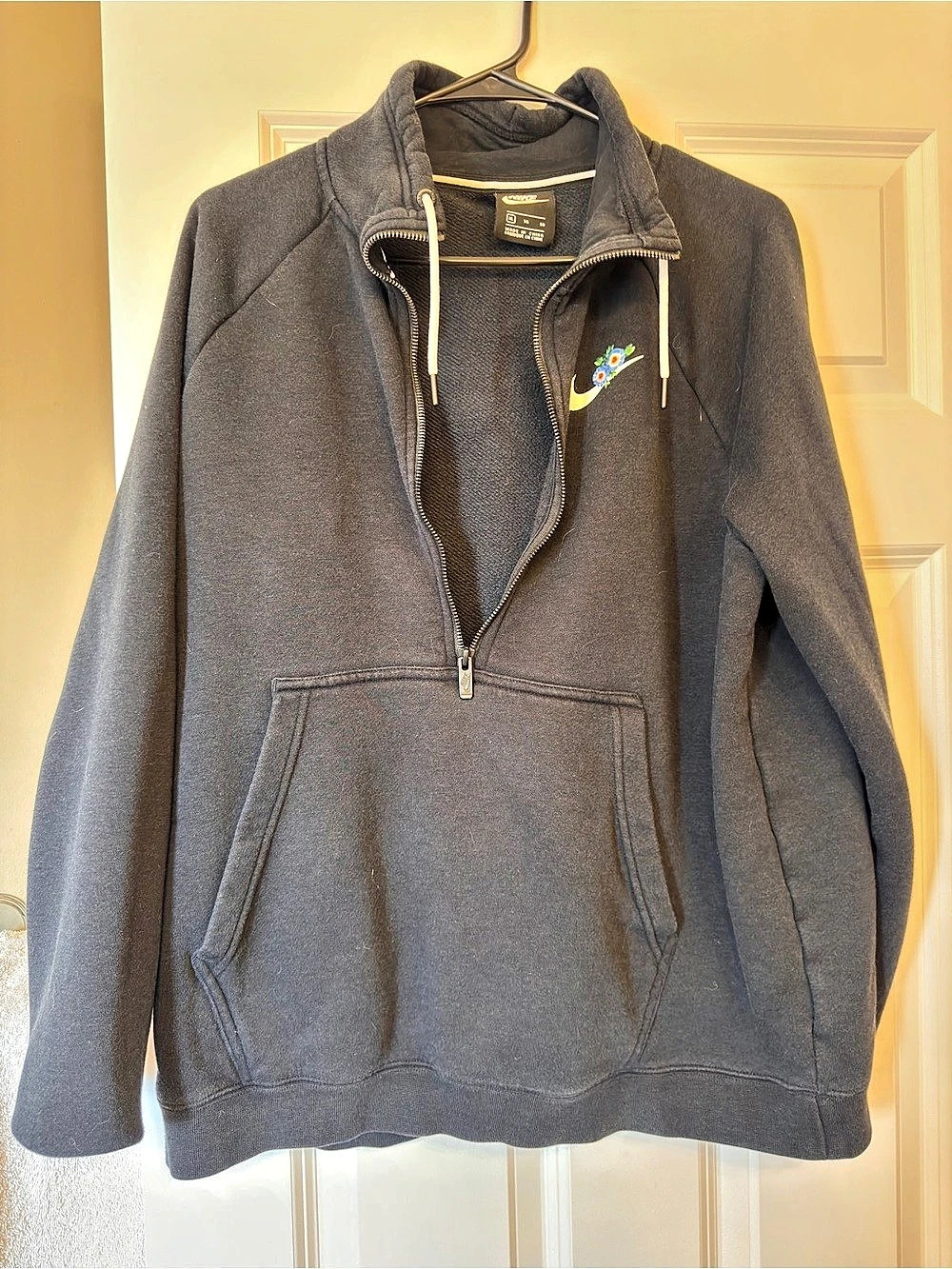Nike half zip pullover